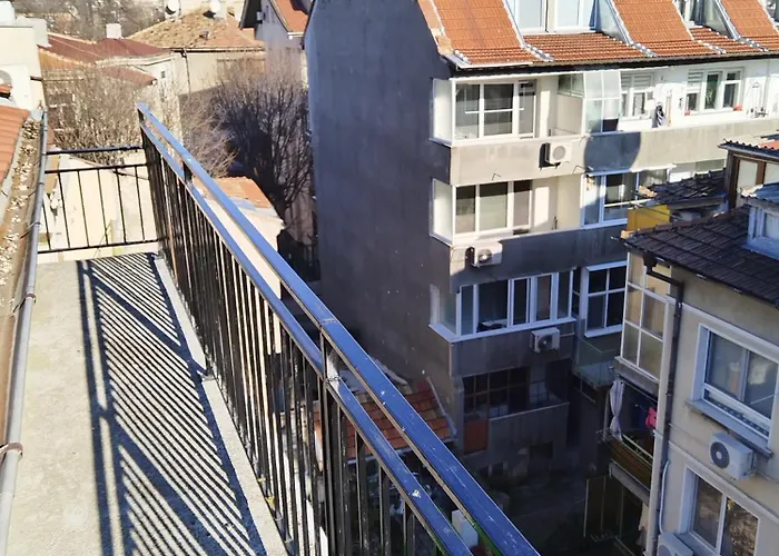 Central Suites Ostello