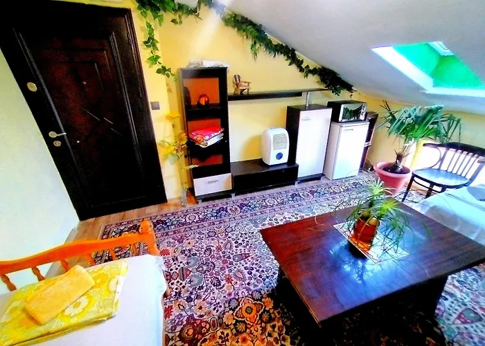 Ostello Central Suites *