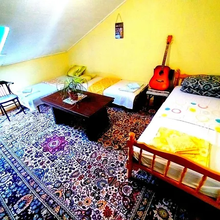 Hostel Central Suites